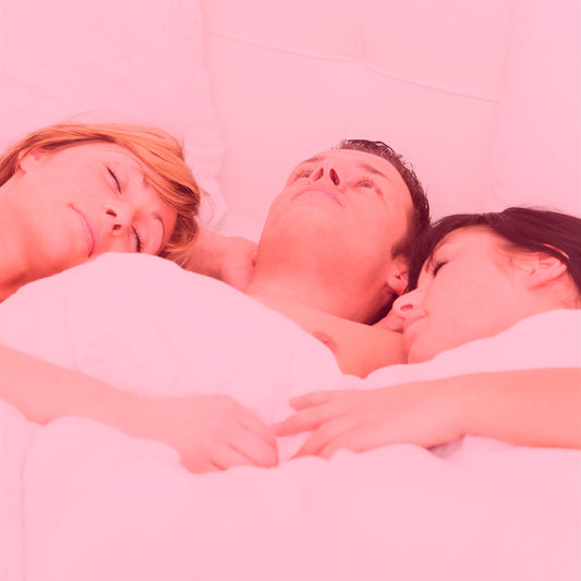 Un meraviglioso sesso a tre - Racconto Erotico (prima parte)