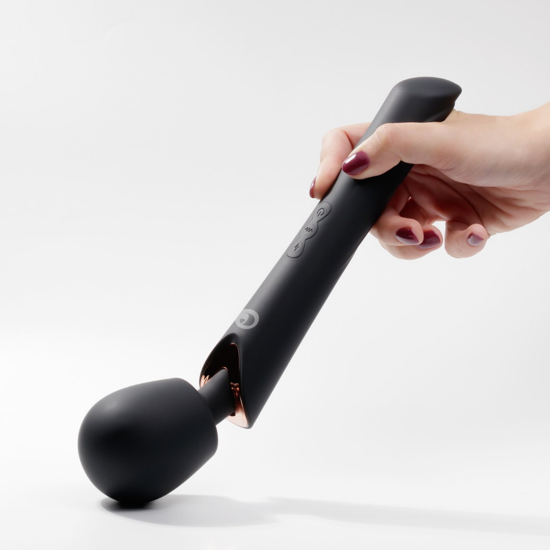 Holly Mega Wand